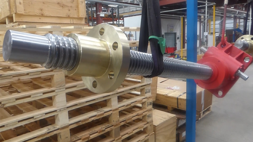 Power Jacks - Sneak Peek - E Series 300kN Screw Jack - Close Encounters with a Lifting Nut Movie